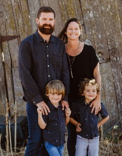 Kristin Murphy with her family